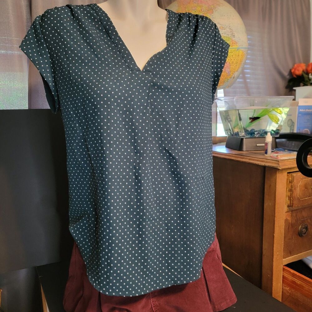 Fun2Fun Women's Green Polka Dot Polyester Blouse Size XS